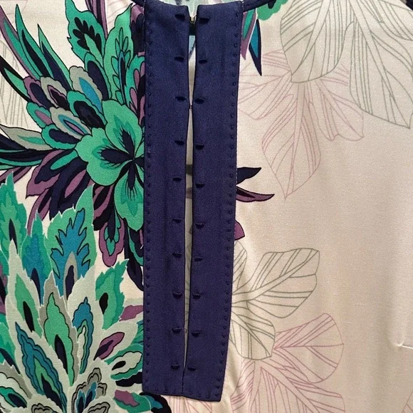 Elie Tahari Silk Floral Tie-Waist Dress - Effortless Elegance - Picture 4 of 13